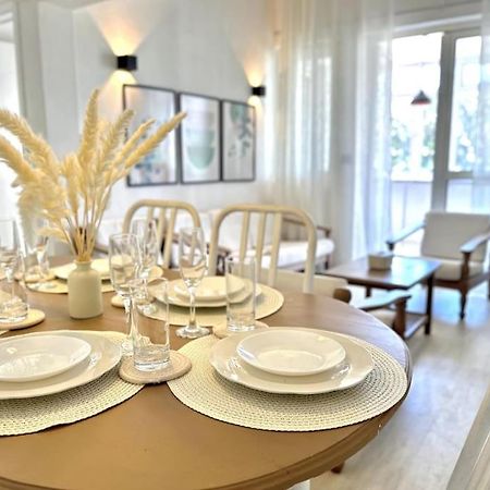 3 Bedroom Beachside Apartment - 30 Secs From Beach Flic en Flac Exterior foto
