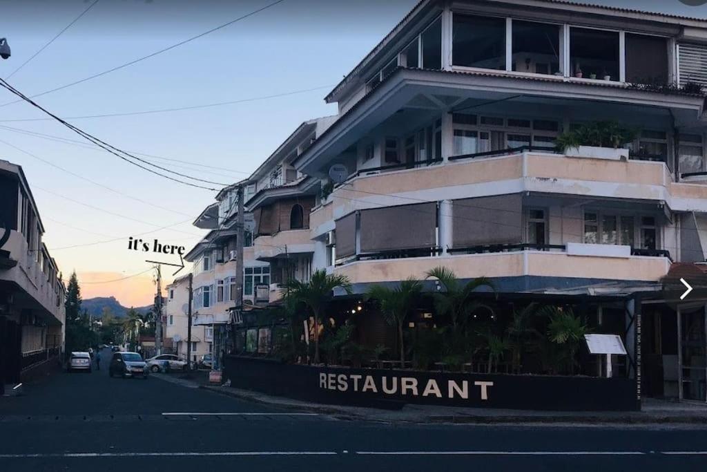 3 Bedroom Beachside Apartment - 30 Secs From Beach Flic en Flac Exterior foto