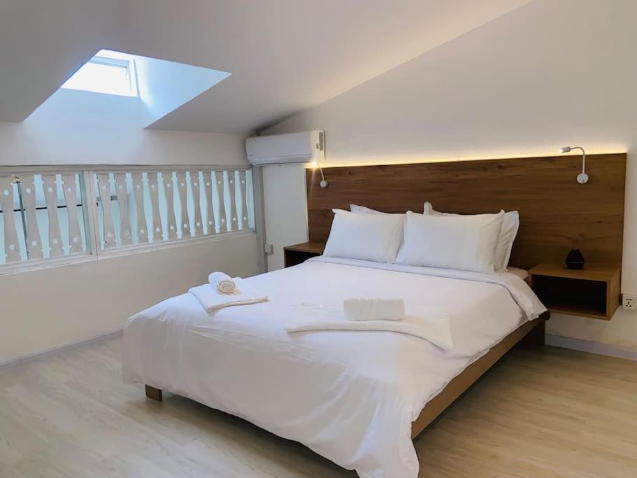 3 Bedroom Beachside Apartment - 30 Secs From Beach Flic en Flac Exterior foto